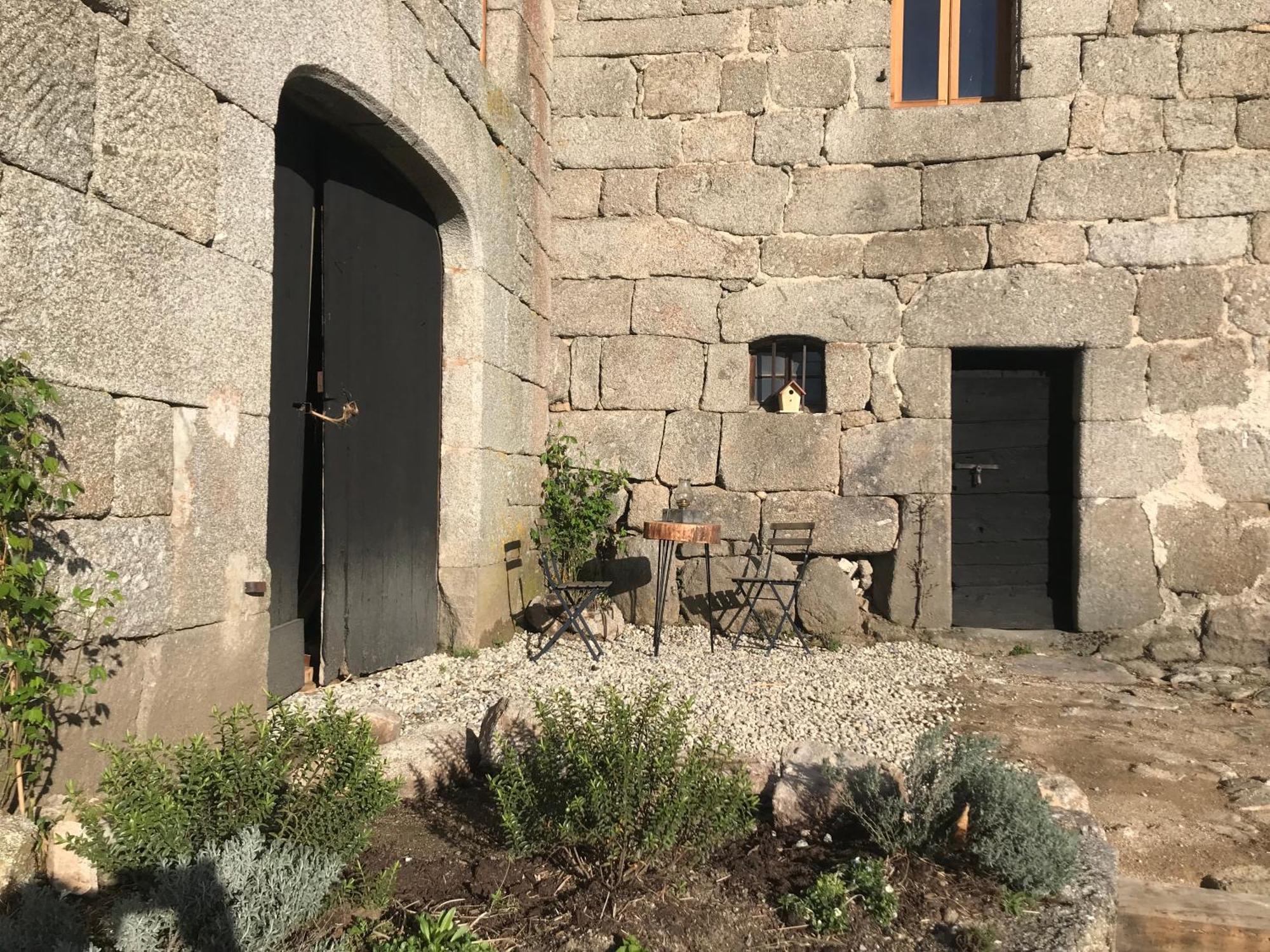 Chambres Et Tables D'Hotes - Les Ateliers De Pontajou - Pelerin Navette Gratuite A Saugues Venteuges Eksteriør bilde